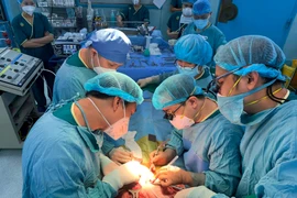 Ca ghép gan nhi đầu tiên thành công với đội ngũ bác sĩ Việt Nam