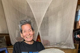 Nón lá làng Chuông: Nét đẹp văn hóa Việt