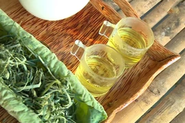 Tác dụng của nước lá sen