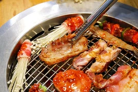 Tác hại đằng sau những bữa lẩu nướng