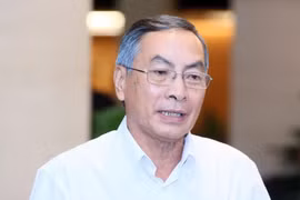 Ai chịu trách nhiệm BV Chợ Rẫy, Việt Đức, Bạch Mai “cạn” vật tư y tế…?