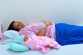 Mẹ bị vỡ tử cung từ vết mổ cũ, thai nhi chui ra ổ bụng