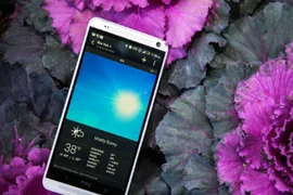 Điểm tin: HTC “hào phóng” tặng không màn hình cho người dùng