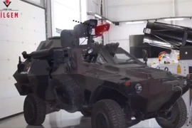 Toát mồ hôi trước vũ khí laser xuyên thủng xe thiết giáp Thổ Nhĩ Kỳ