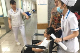 Hơn 60 học sinh tiểu học cấp cứu vì nghi bị ngộ độc thực phẩm