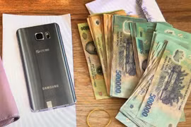 Rình thiếu phụ vào chùa thắp nhang, cạy cốp xe trộm 30 triệu đồng