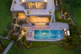 Choáng ngợp trước độ xa hoa của dinh thự từ thiết kế thời trang ELIE SAAB