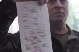 “Bảo bối” để rời khỏi vùng chiến sự ở miền Đông Ukraine