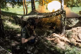 Quân Nga phục kích tiêu diệt nhóm binh sĩ mặc quân phục NATO