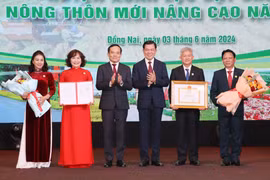Đồng Nai: Phó Thủ tướng trao danh hiệu nông thôn mới nâng cao