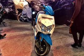 Honda ra mắt scooter giá rẻ hơn cả Wave Việt