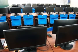 Máy vi tính để bàn là một trong những loại tài sản có trong danh mục mua sắm tài sản Nhà nước thực hiện theo Quyết định số 3370/QĐ-UBND TP. HCM.