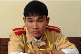 Truy tìm người tung tin 'giả CSGT làm tiền' trên Facebook