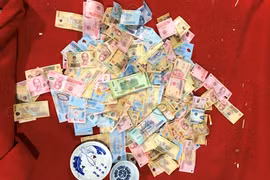 Hải Phòng: Phá “động” cờ bạc, bắt 51 đối tượng