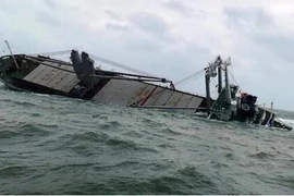 Hải Phòng: Đắm tàu cá, ba người trong một gia đình mất tích