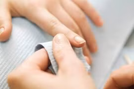 Móng tay sần sùi do thiếu chất gì, cách nào khắc phục?