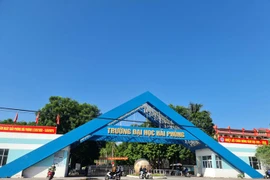 Vụ chậm cấp bằng cho 51 học viên: Trường ĐH Hải Phòng xin lỗi 