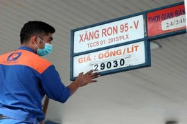 Giá xăng hôm nay 26/6/2024: Tiếp tục leo dốc?