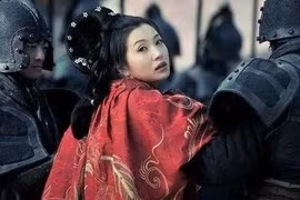 Vị tướng vô dụng nhất Tam Quốc: Ngậm ngùi nhìn vợ bị bắt đi 