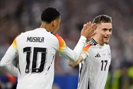 Hàng loạt kỷ lục được thiết lập trong trận Đức thắng Scotland