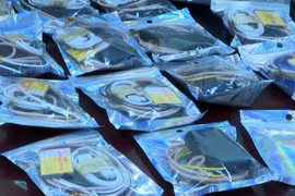 Hải Phòng: Phát hiện điện thoại siêu nhỏ gian lận trước khì thi THPT 