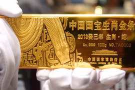 Lý do ‘cá mập’ Trung Quốc ngừng mua vàng