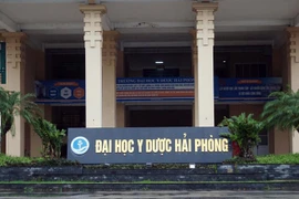 ĐH Y dược Hải Phòng bị tố lạm thu: Sao không đề xuất xử lý?