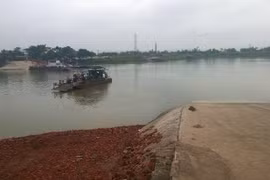 Hải Dương: Ca trưởng bến phà Mây chết dưới sông Kinh Thầy