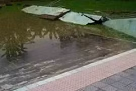 Đổ tường bể bơi khiến một học sinh tử vong