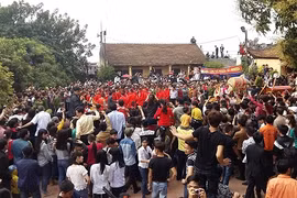 Toàn cảnh lễ hội chém lợn làng Ném Thượng