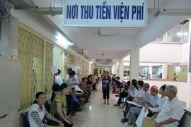 Từ 15/8, giá khám chữa bệnh sẽ tăng bao nhiêu?