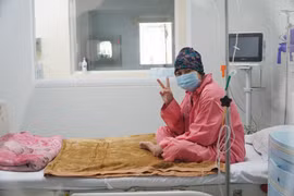 Lần đầu tiên tại Việt Nam: điều trị thành công cho bệnh nhân ung thư hạch