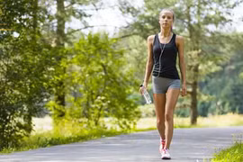 Đi bộ vào buổi sáng và 5 lợi ích bất ngờ cho sức khỏe