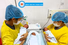 Cứu 3 trẻ sinh non suy hô hấp do mẹ tiền sản giật