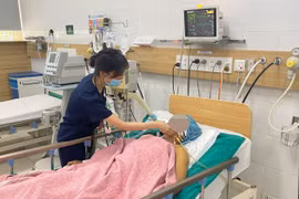 Suy gan cấp sau ăn nấm rừng, ba người tử vong