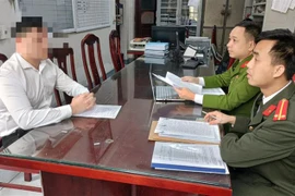 Vì sao chuyển cuộc gọi đến đường dây nóng Bộ Công an lại bị phạt?