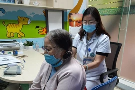 Cảnh giác với sốt xuất huyết không có triệu chứng điển hình