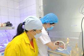 Cứu bé gái 1,5kg và sản phụ mắc hội chứng hellp nguy kịch