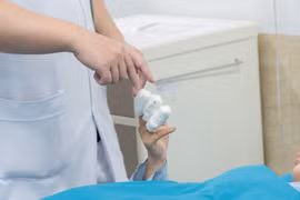 Một ngày cứu 2 ca tai nạn nghiêm trọng do máy thái chuối