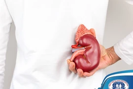 Đi viện vì viêm ruột thừa, bất ngờ phát hiện suy thận phải lọc máu 