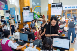 Thời tiết giao mùa gia tăng trẻ mắc bệnh đường hô hấp