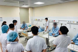 Hòa Bình: 6 người nguy kịch sau ăn trứng cá sấu cảnh