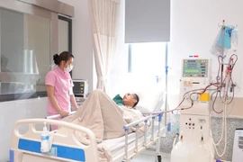 Một bệnh nhân Hà Nội hôn mê vì dùng thuốc Nam trị bệnh thận mạn