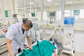 Bị mèo cắn, người đàn ông nguy kịch