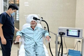 Kích thích từ trường xuyên sọ điều trị các bệnh lý thần kinh – tâm thần