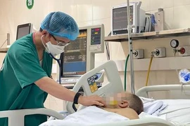 Thăm khám cho bệnh nhân tim mạch