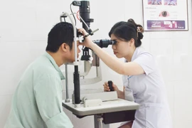 Tác nhân chính gây bùng phát dịch đau mắt đỏ tại TPHCM là gì?