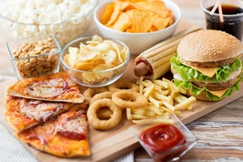 Chuyên gia mách các thực phẩm khiến bệnh trĩ trầm trọng