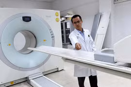 Kiến nghị Chính phủ tháo gỡ tình trạng thiếu thuốc, vật tư y tế