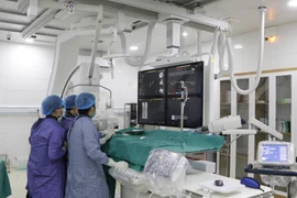 Nút mạch cứu bệnh nhân vỡ gan độ IV